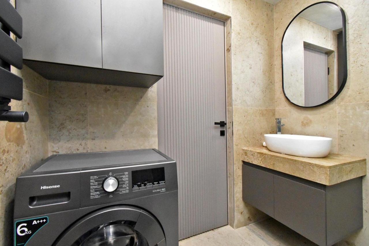 Beautiful Apartment Near The Republic Square Yerevan Luaran gambar